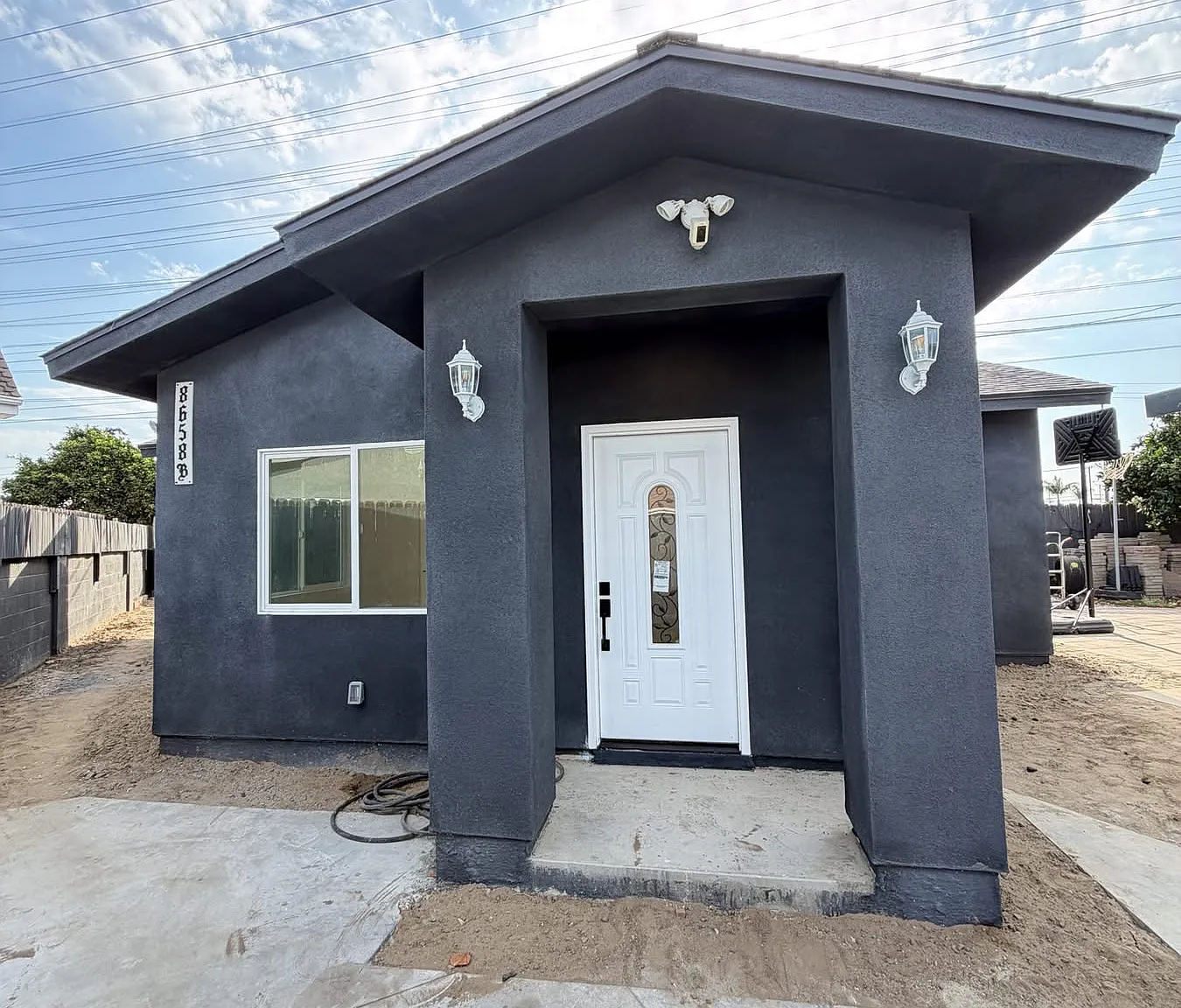 8658 Holly Way — Photo 4