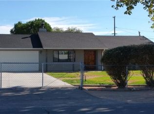 22371 Sioux Rd, Apple Valley, CA 92308