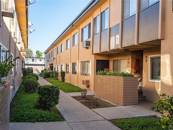 2nd image of 3070 Vineland Ave APT 10