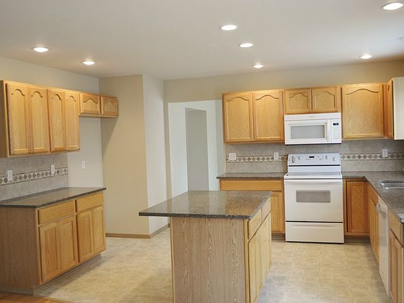 5th image of 4730 Cole Ct SE