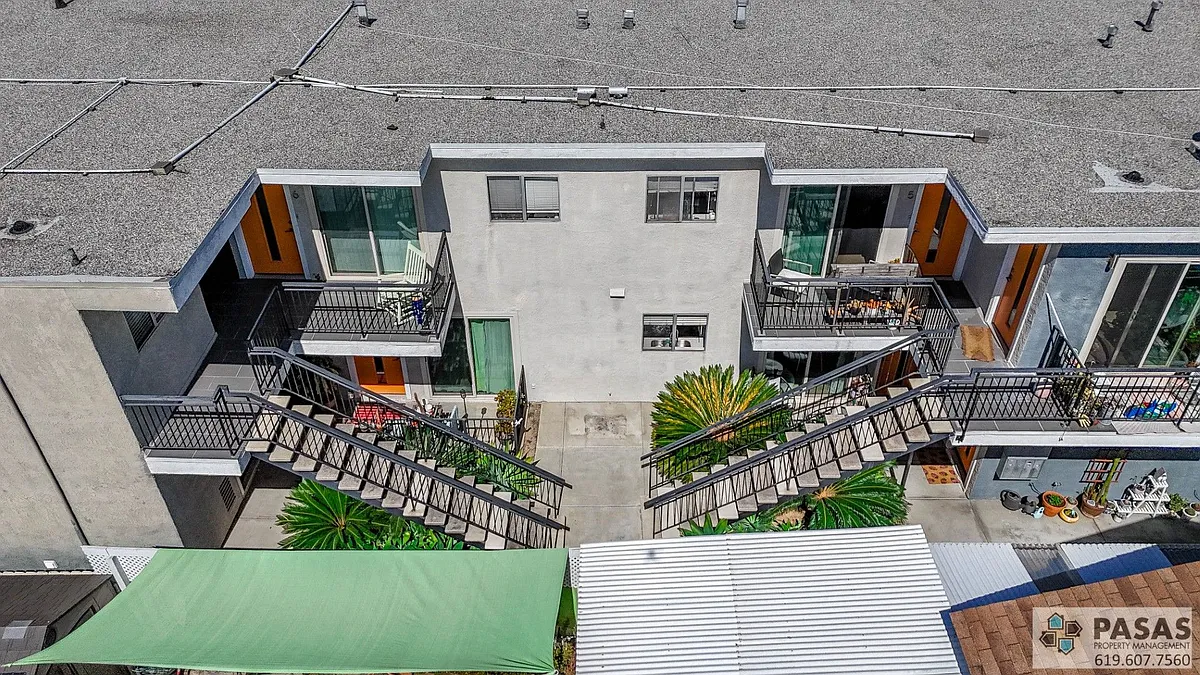 Building Photo - 4640 Bancroft St
