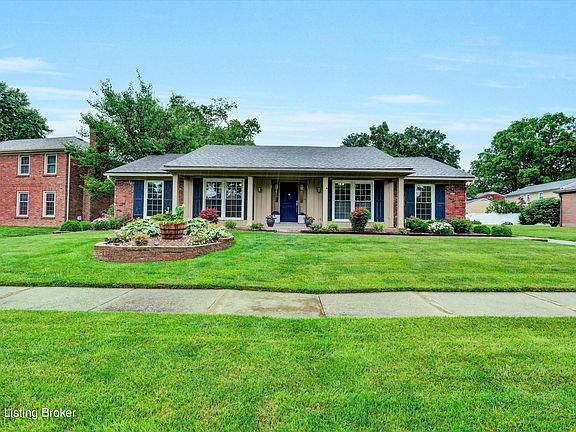 3rd image of 10705 Bowmore Ct