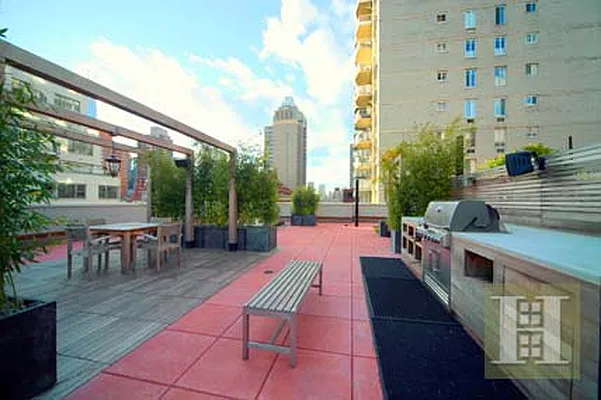 Rented by Halstead Real Estate | media 39