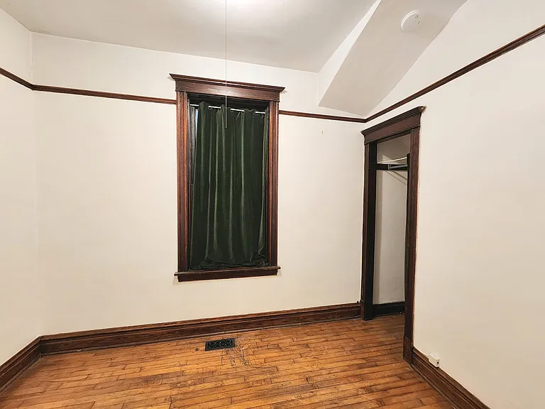2626 W Iowa St #1F — Photo 14