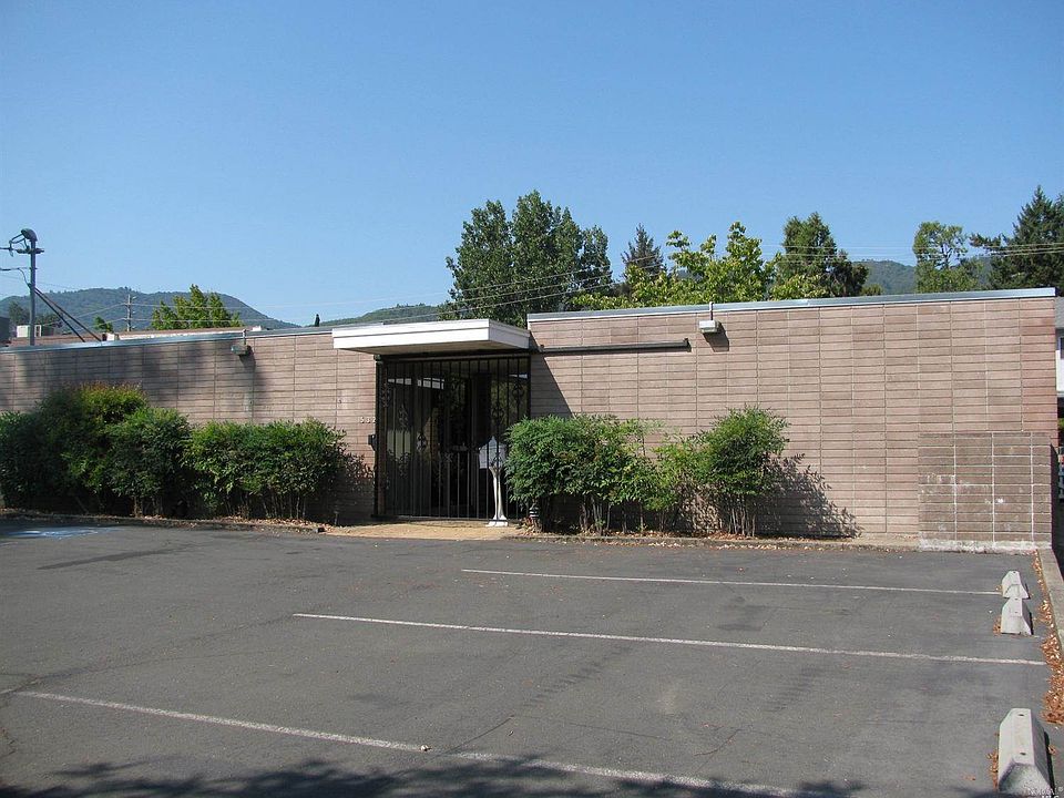 1st image of 532 S School St