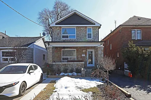 15 Denison Rd W Photo 1
