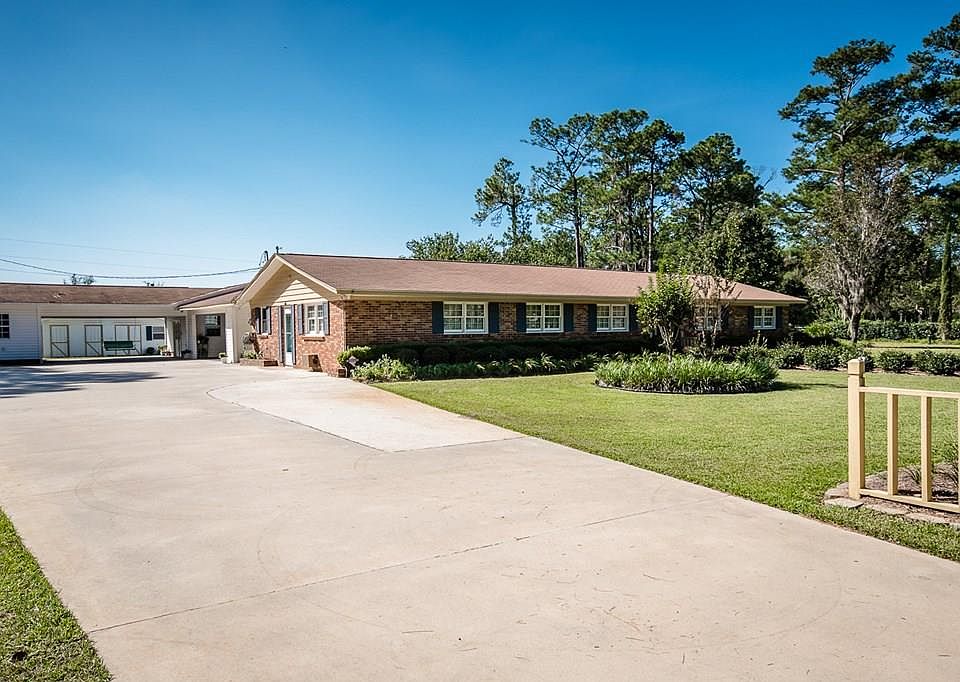 1st image of 3008 Webb Dr