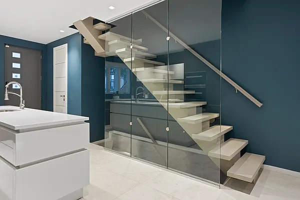 Sold by Compass | media 6