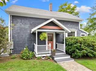 52 Bridge St, South Hamilton, MA 01982