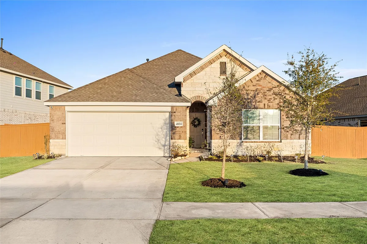 Building Photo - 4604 Spoon Bill Cove Dr