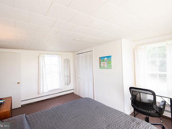 29th image of 885 Hudson Rd
