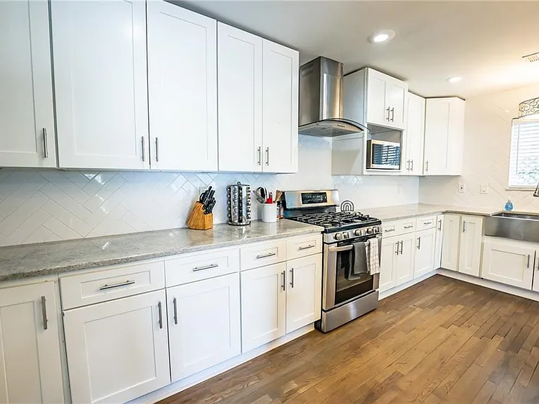 1181 Fenwood St SW — Photo 10