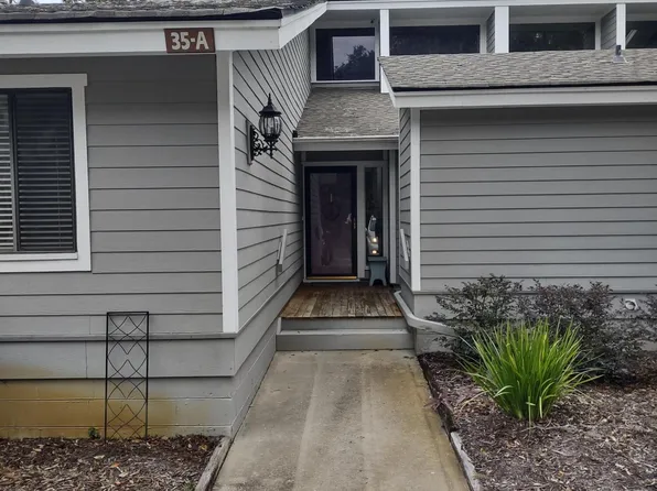 35 Colony Gardens Rd #A, Beaufort, SC 29907