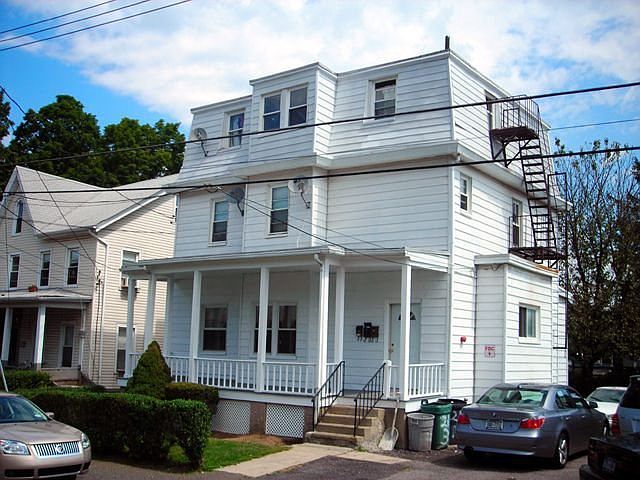 1st image of 21 Cooley St