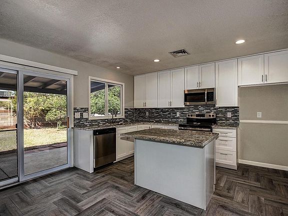 2nd image of 2158 E Juanita Ave