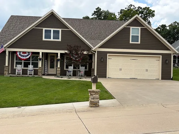 1275 Silver Leaf Ln, Osage Beach, MO 65065
