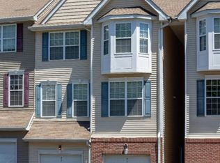 45 Conover Ter, Lebanon, NJ 08833