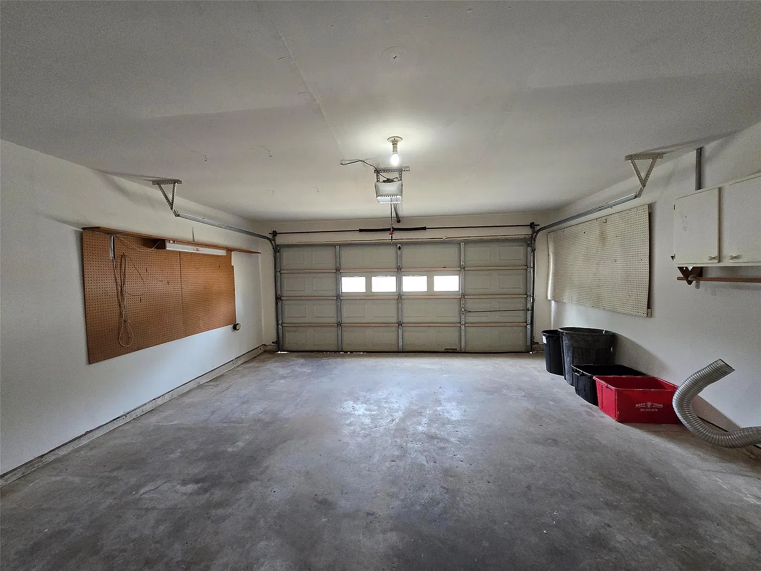 3 bed, 2.0 bath, 1564 sqft, $1,825 — Photo 4