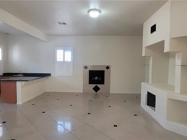 7728 Villa De La Paz Ave — Photo 44