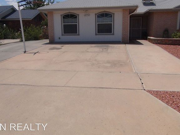 3rd image of 11152 Pipecreek Ct