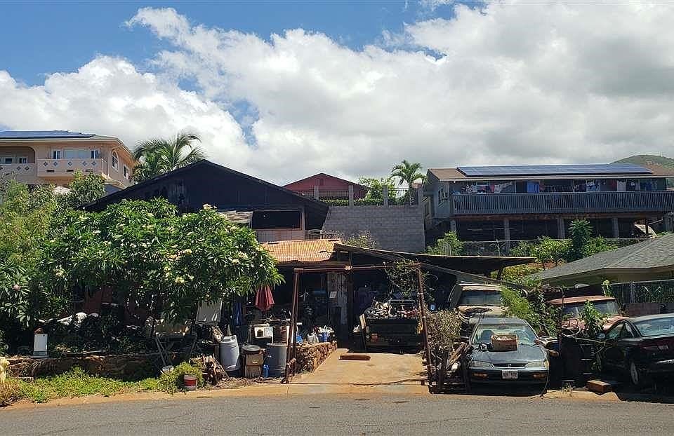 2nd image of 908 Kana Pl