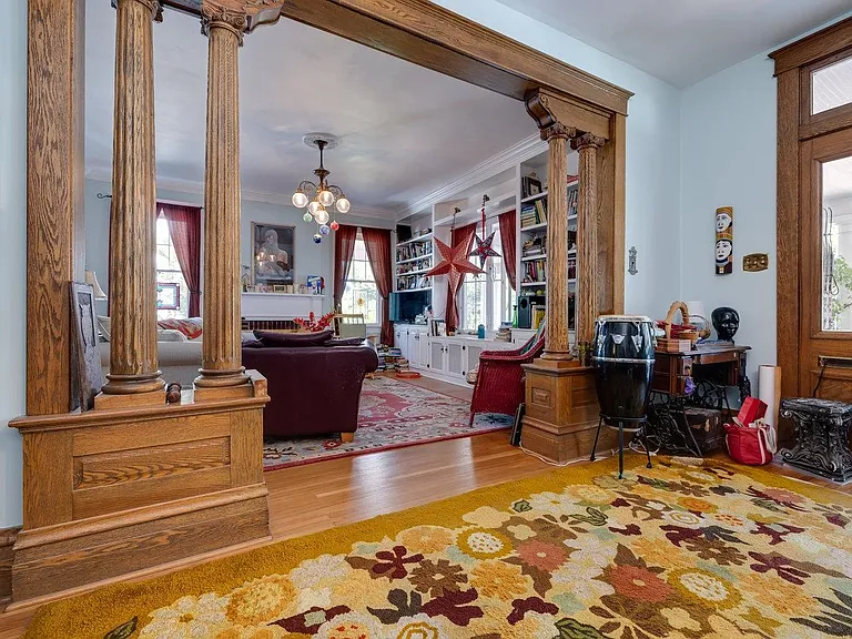 289 Newman Ave — Photo 4