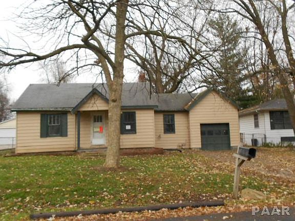 3rd image of 2004 N Northcrest Dr