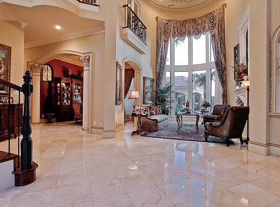 3rd image of 4857 Orchard Park Dr