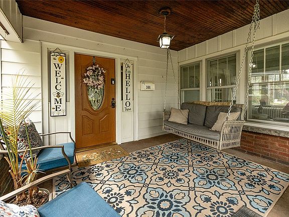 4th image of 308 Hillcrest Cir