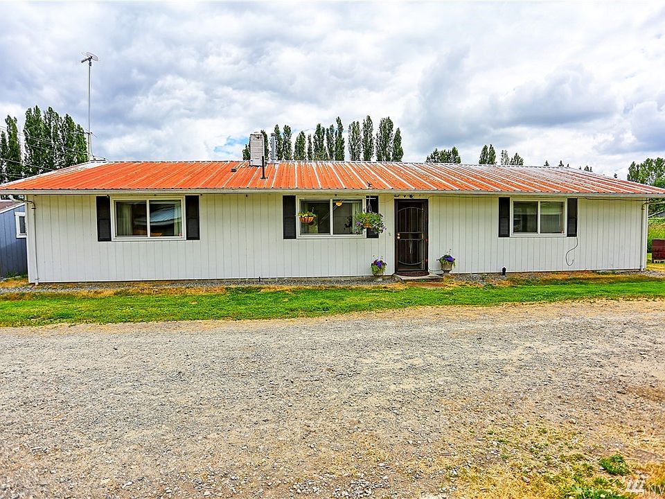 1st image of 330 11th Ave N