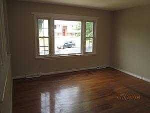 3rd image of 539 McGeorge Dr
