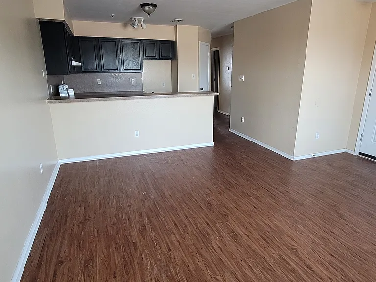 Northridge Apartments — Photo 59