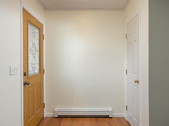 2nd image of 900 Nordic St