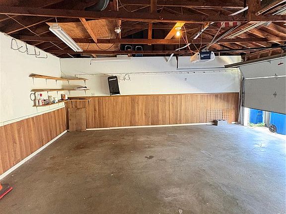 5th image of 11562 Rock Hampton Dr