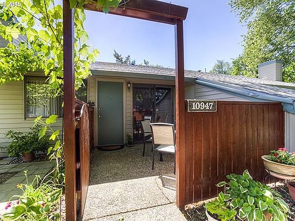 2nd image of 10947 SW 121st Ave