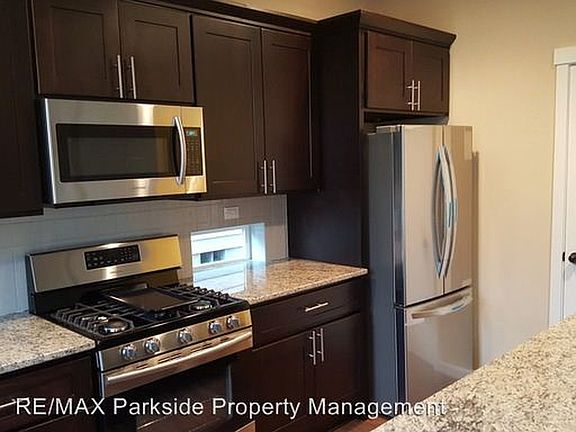 5th image of 1510 Onyx St SE