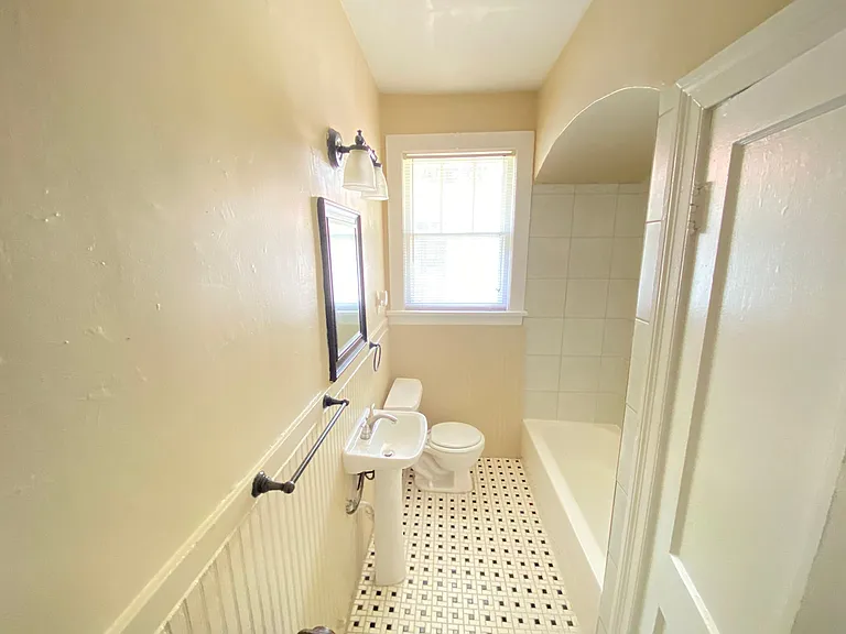 746 Maury St — Photo 6