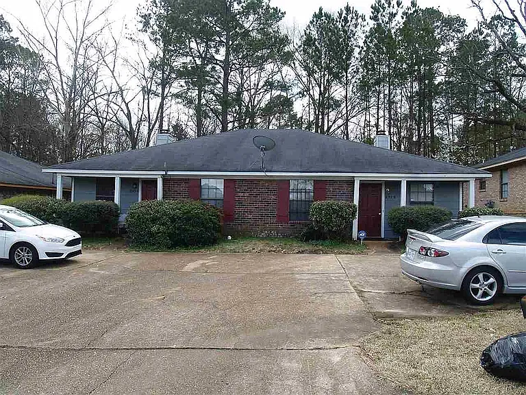 693 Tifton Dr #A — Photo 1