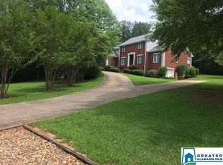 210 S Oak Ln, Talladega, AL 35160