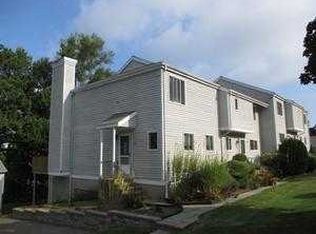 150 Pheasant Ln, Branford, CT 06405
