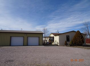 212 Sidney Ave, Hemingford, NE 69348