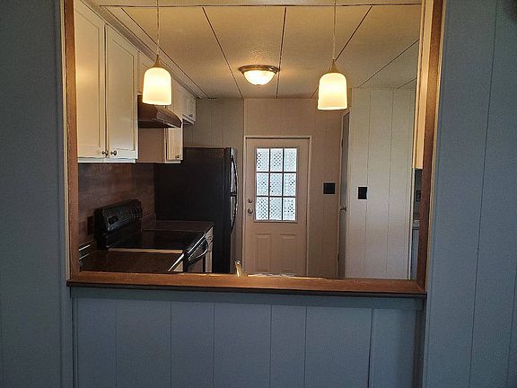 2nd image of 113 Woodland Dr #1033