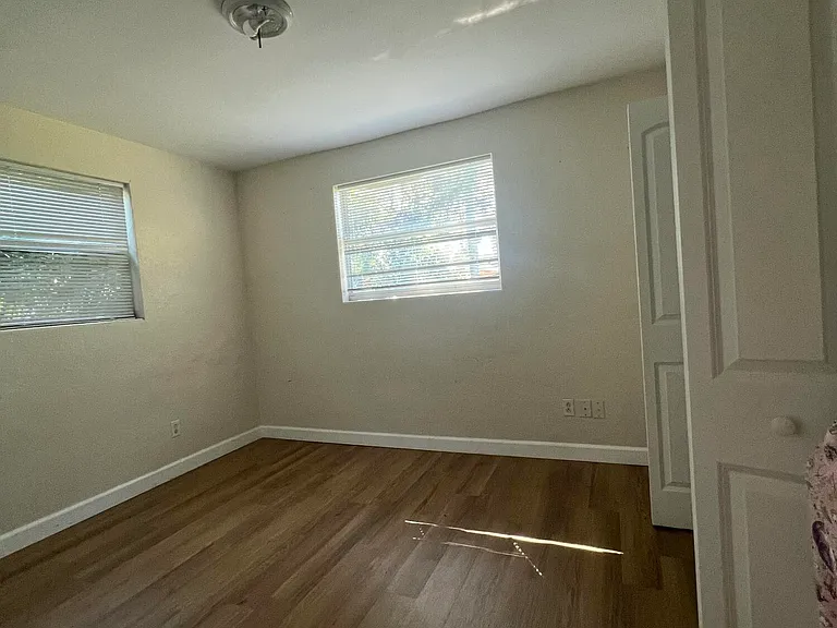 536 Ruth St — Photo 10