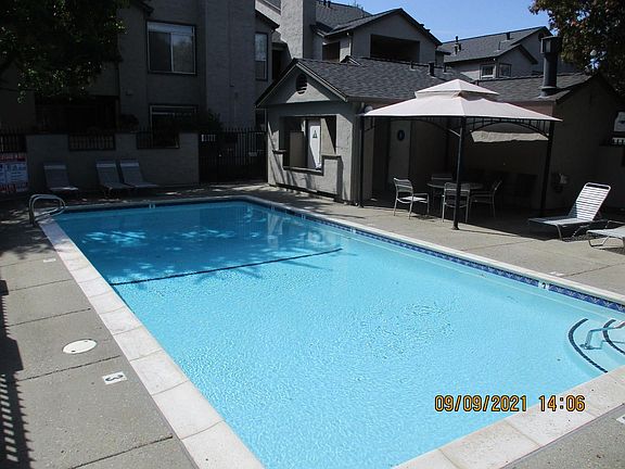 5th image of 75 Hobson St APT 4A
