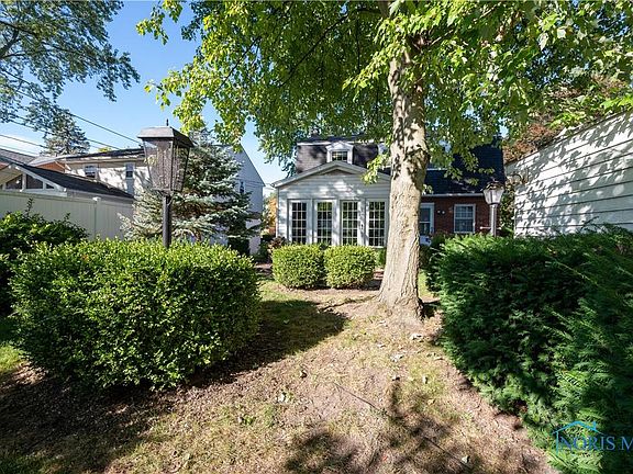2nd image of 4124 Kingsmoor Dr