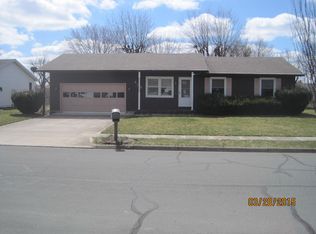 409 Spring Ave, Washington Court House, OH 43160