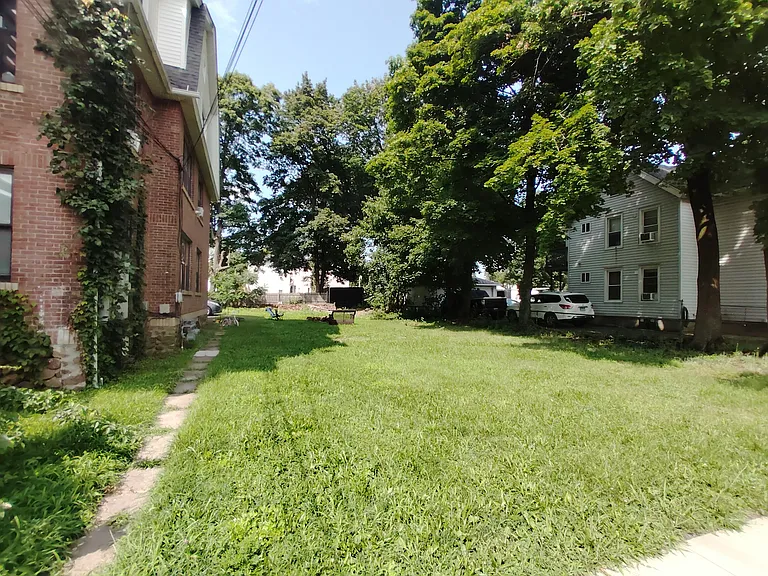 Right side yard