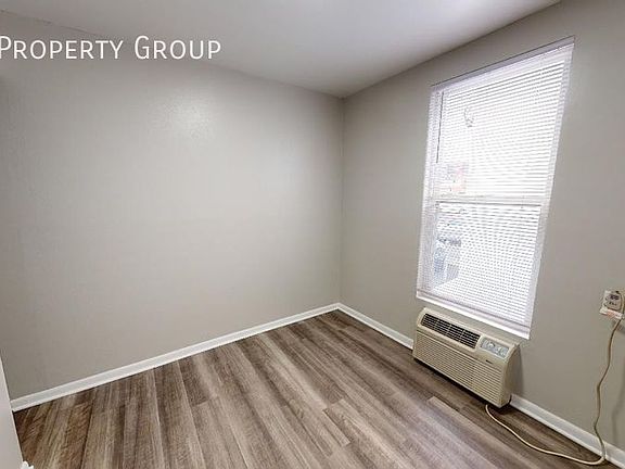 2nd image of 60 W 8th Ave