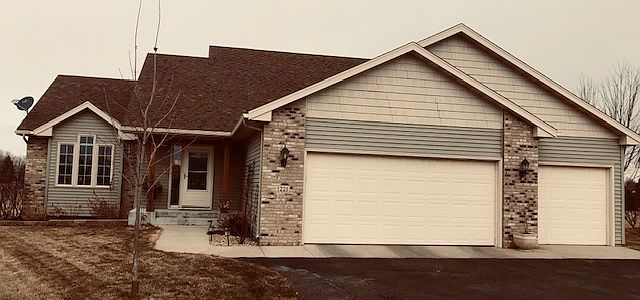 1st image of 1221 Cory Ln