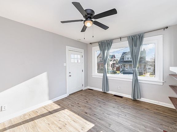 2nd image of 5721 Warren Ave